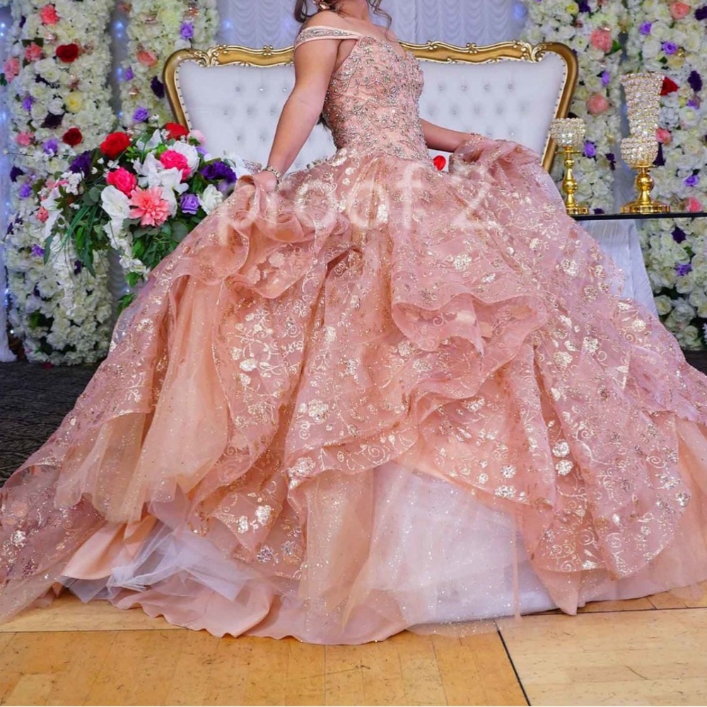 Xv dress